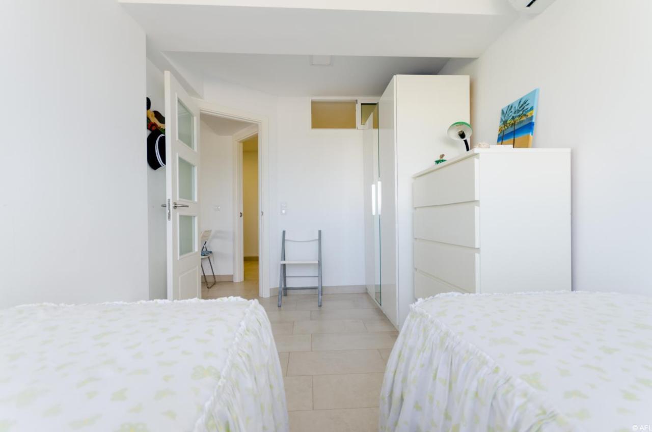 מספאלומס Holiday Apartment With Direct Sea Promenade Access מראה חיצוני תמונה