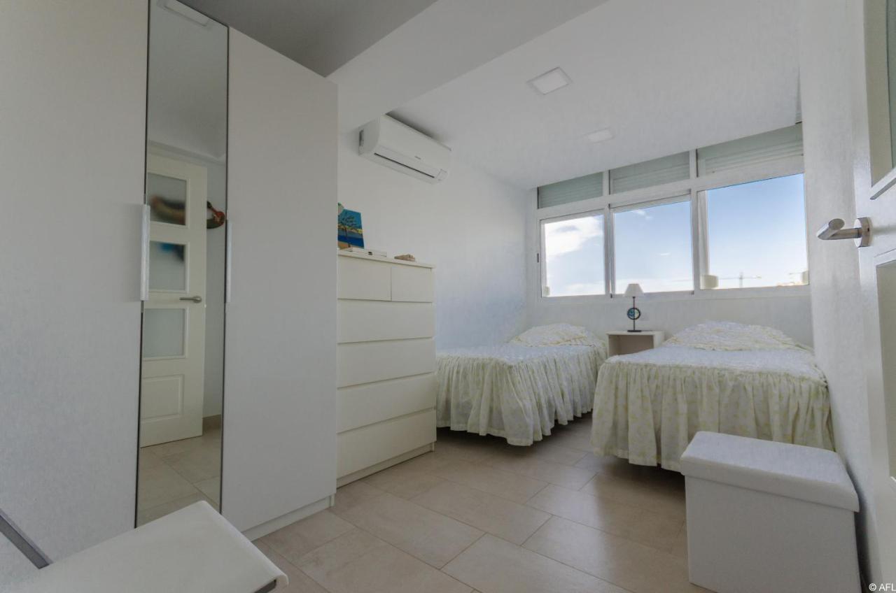 מספאלומס Holiday Apartment With Direct Sea Promenade Access מראה חיצוני תמונה